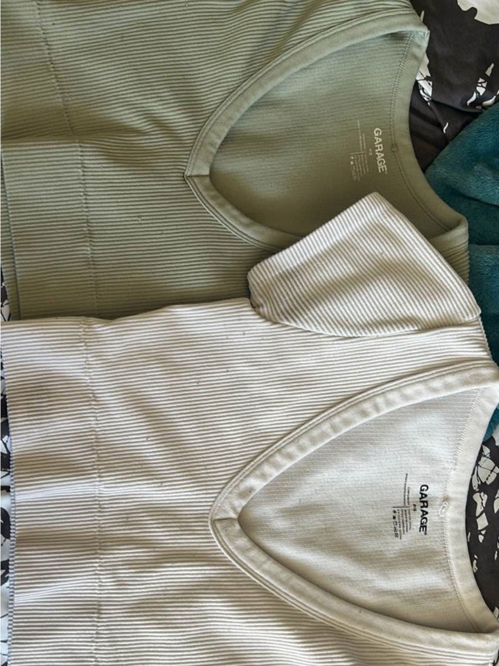 Garage Girls' Ribbed V-Neck Tank Top - Olive & Cream
